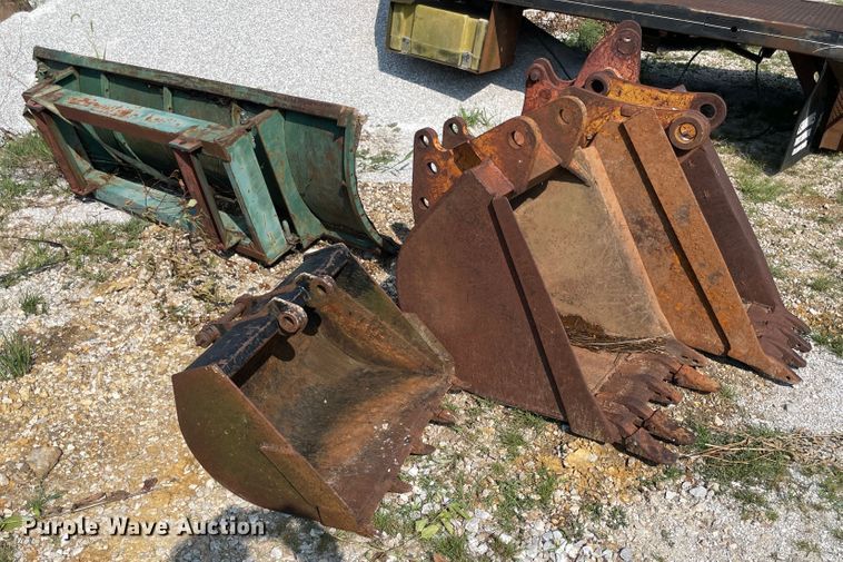 image for item KK9496 (4) excavator buckets