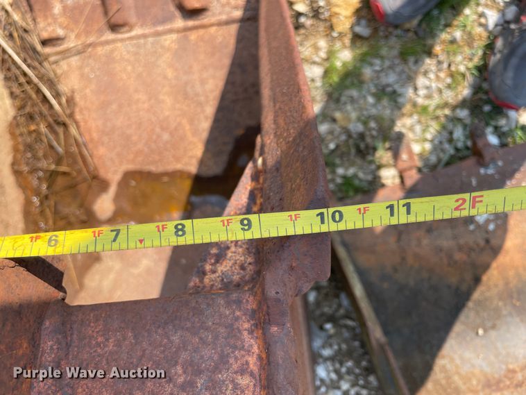 image for item KK9496 (4) excavator buckets