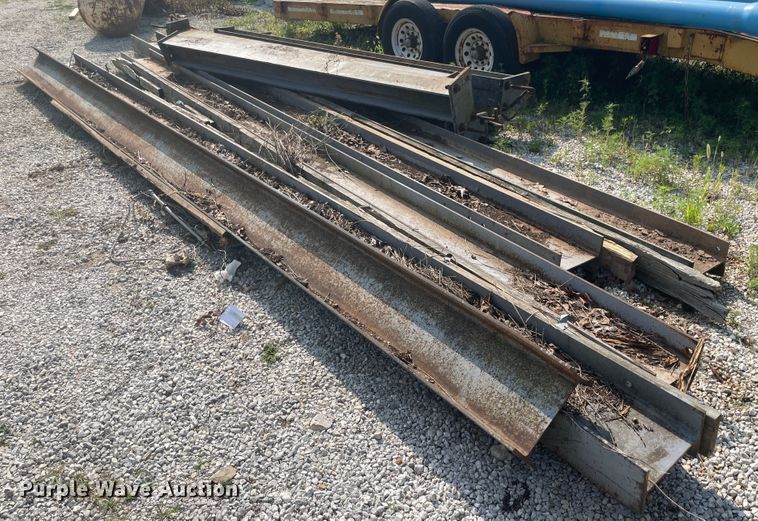image for item KK9499 (10) steel beams