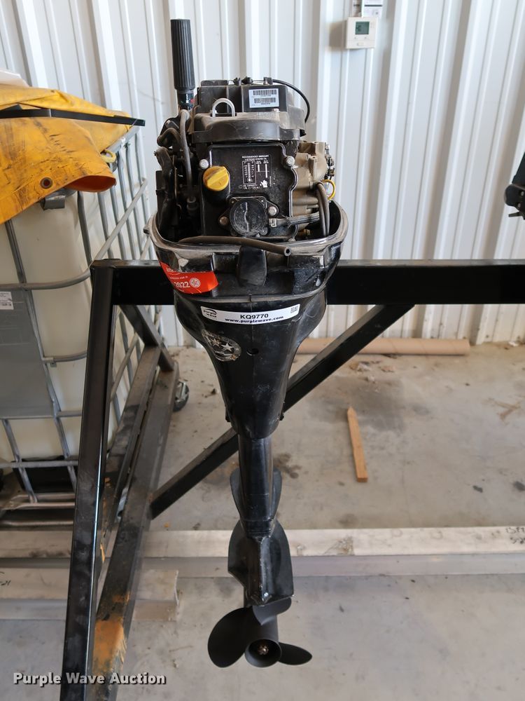 image for item KQ9770 2015 Mercury F20ML 1F20211EK  boat engine