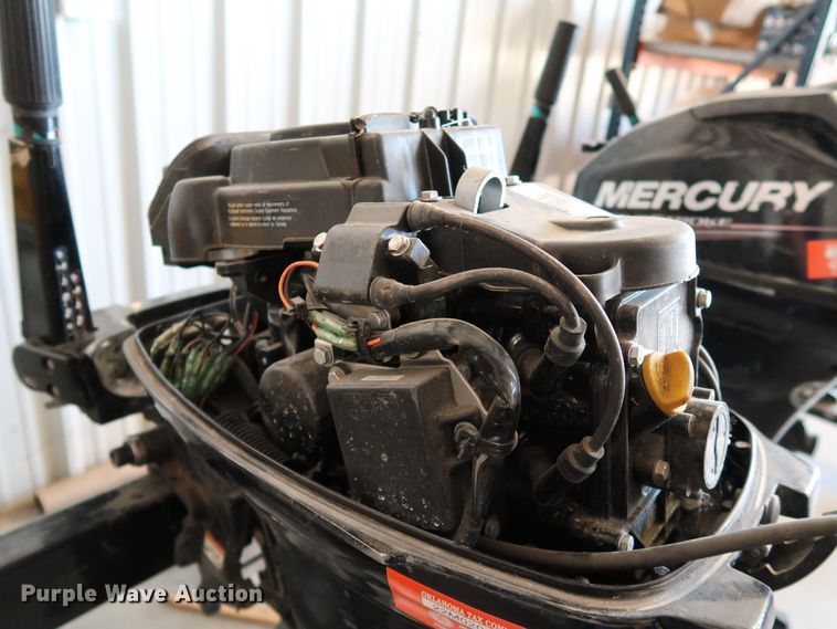 image for item KQ9770 2015 Mercury F20ML 1F20211EK  boat engine