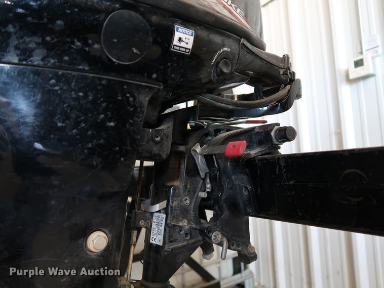 image for item KQ9771 2015 Mercury F20ML 1F20211EK  boat engine