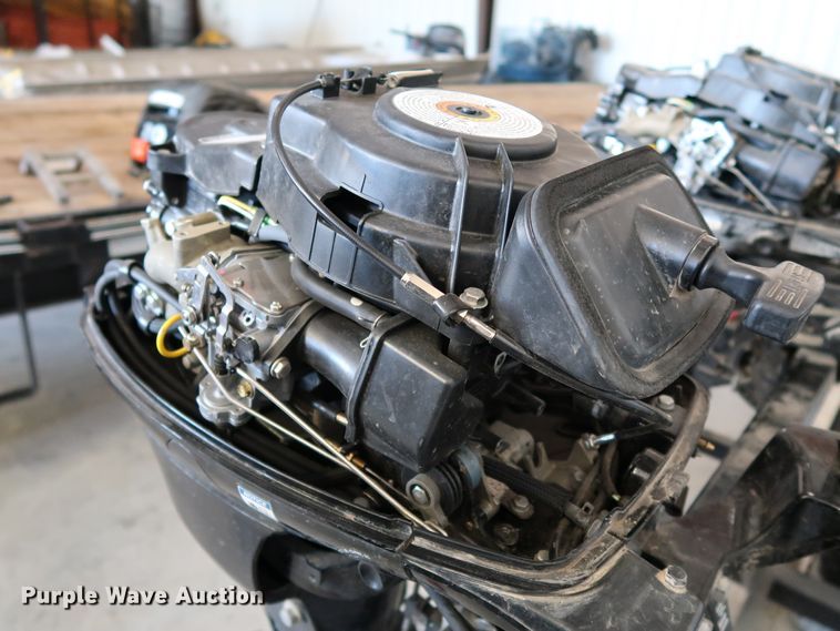 image for item KQ9771 2015 Mercury F20ML 1F20211EK  boat engine