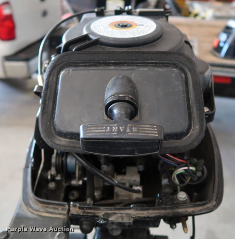 image for item KQ9771 2015 Mercury F20ML 1F20211EK  boat engine