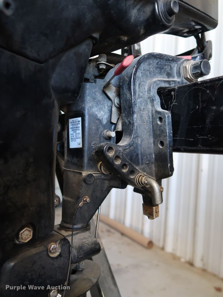 image for item KQ9772 2015 Mercury F25MH 1A25203EK  boat engine