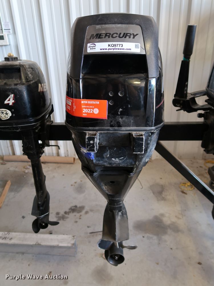 image for item KQ9773 2007 Mercury F25M 1A25203FK  boat engine