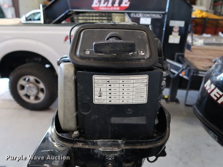 image for item KQ9773 2007 Mercury F25M 1A25203FK  boat engine