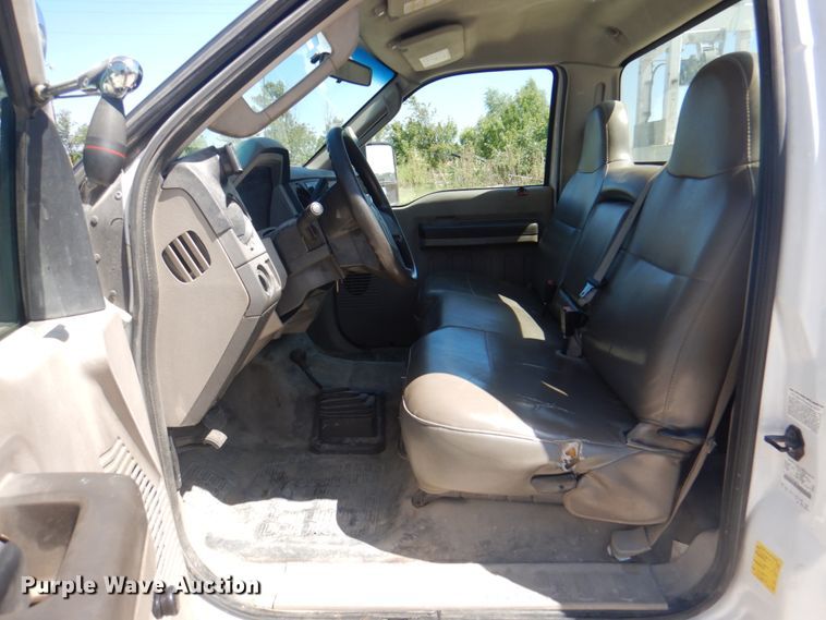 image for item KW9805 2008 Ford F550 XL  utility / service truck