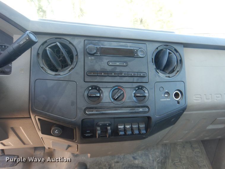 image for item KW9805 2008 Ford F550 XL  utility / service truck