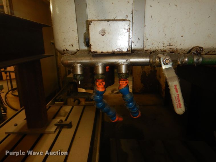 image for item KW9811 Miltronics VMD30  milling machine