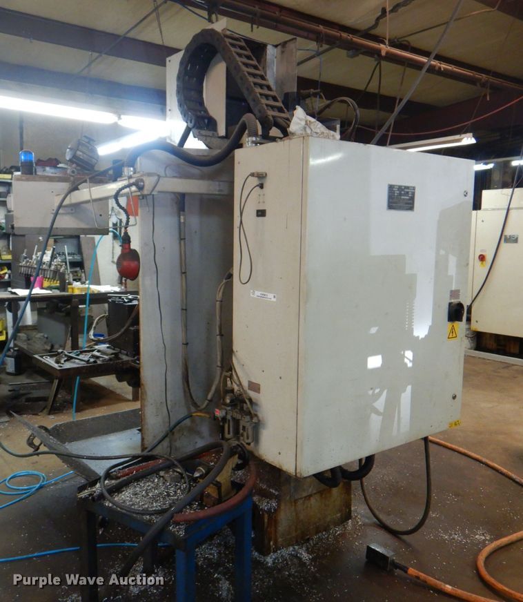 image for item KW9813 Milltronics RH-19  vertical milling machine