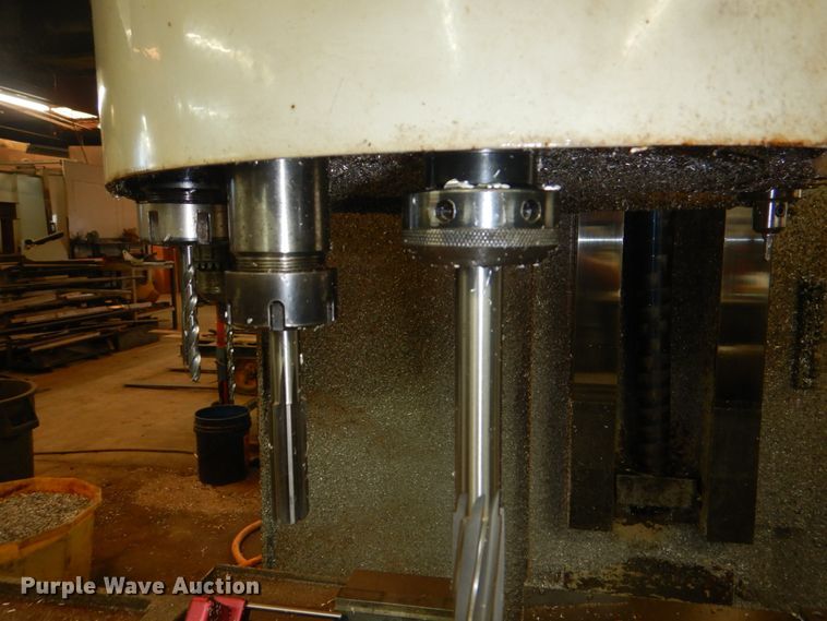 image for item KW9813 Milltronics RH-19  vertical milling machine