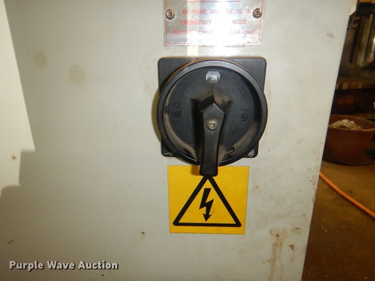 image for item KW9813 Milltronics RH-19  vertical milling machine