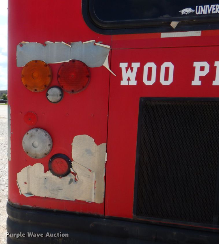 image for item KW9838 1996 International 3000  coach bus