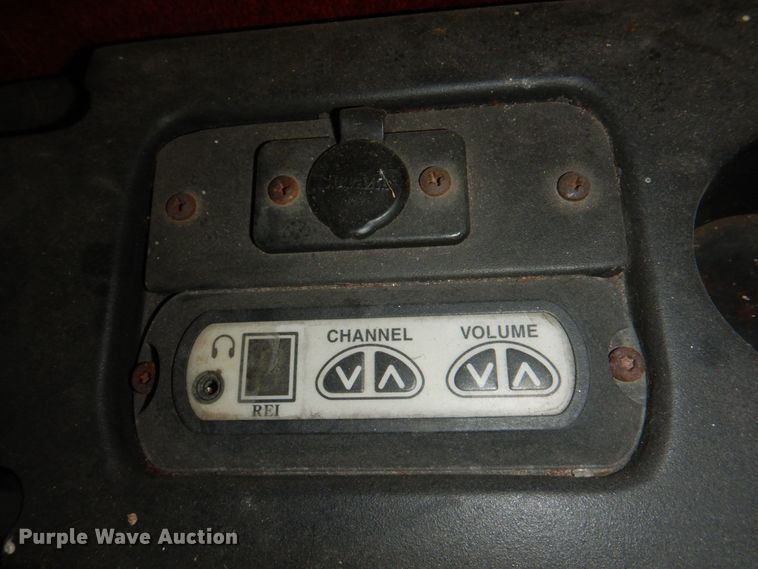 image for item KW9838 1996 International 3000  coach bus