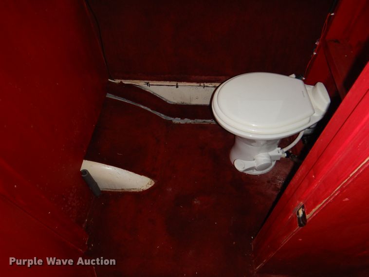 image for item KW9838 1996 International 3000  coach bus