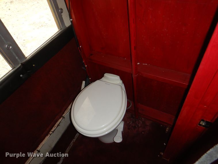 image for item KW9838 1996 International 3000  coach bus