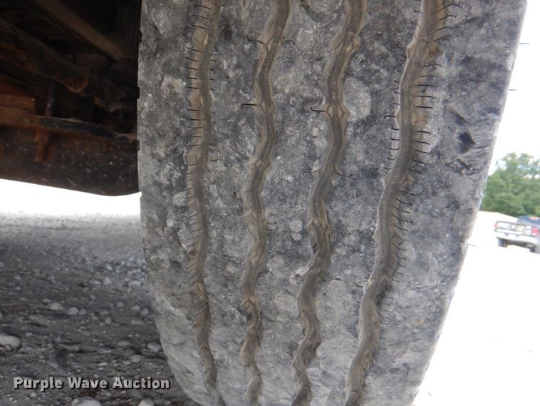 image for item KW9838 1996 International 3000  coach bus