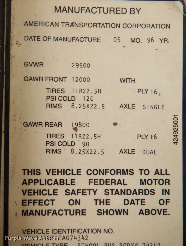 image for item KW9838 1996 International 3000  coach bus