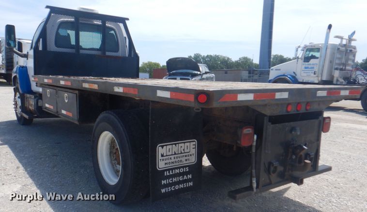 image for item KW9875 2005 Chevrolet C8500  flatbed truck