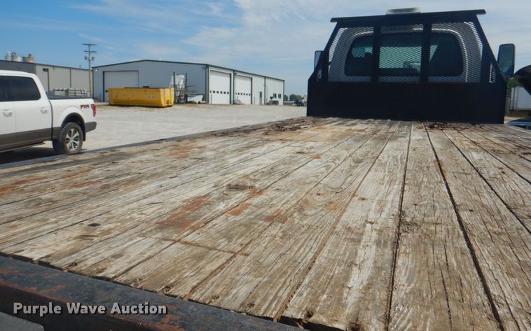 image for item KW9875 2005 Chevrolet C8500  flatbed truck