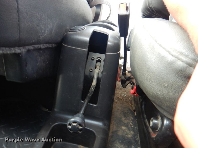 image for item KW9875 2005 Chevrolet C8500  flatbed truck