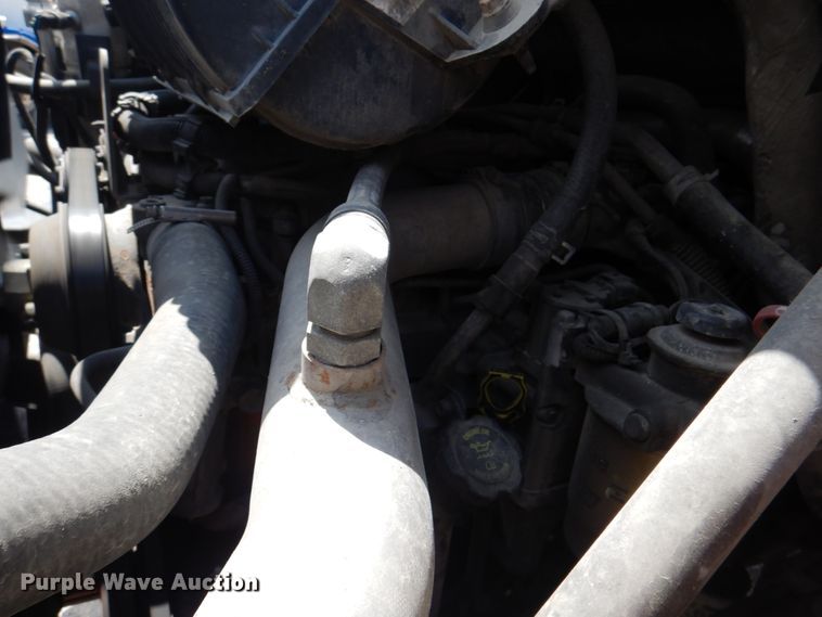 image for item KW9875 2005 Chevrolet C8500  flatbed truck