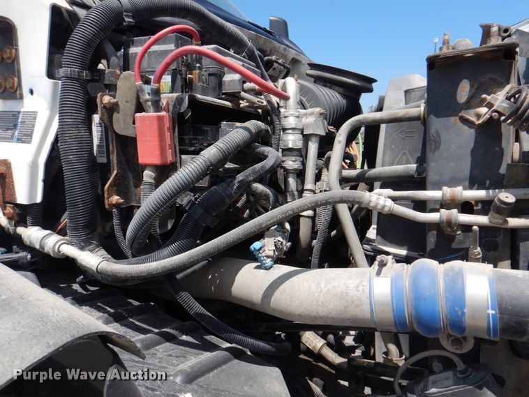 image for item KW9875 2005 Chevrolet C8500  flatbed truck