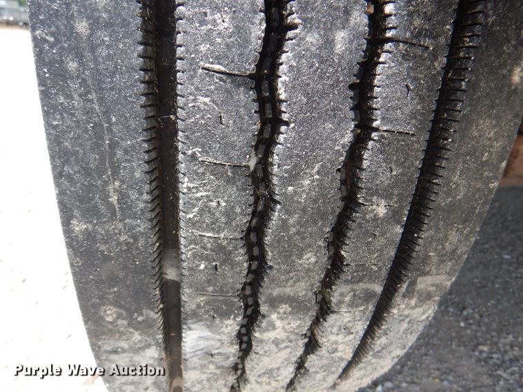 image for item KW9875 2005 Chevrolet C8500  flatbed truck