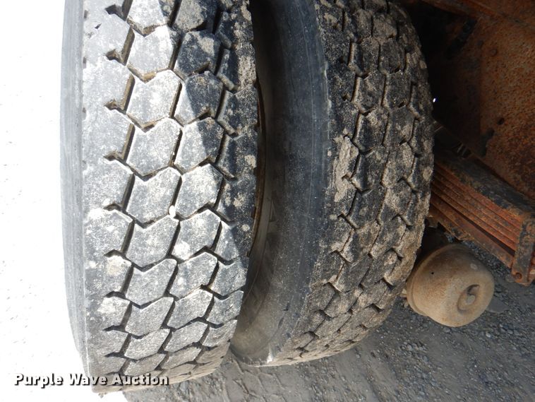 image for item KW9875 2005 Chevrolet C8500  flatbed truck