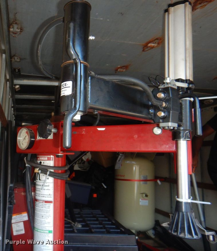 image for item KX9654 Coats Baseline 500 tire machine