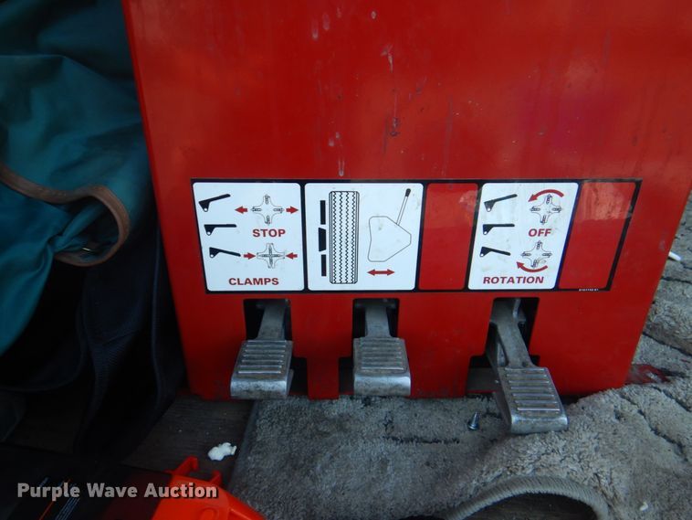 image for item KX9654 Coats Baseline 500 tire machine