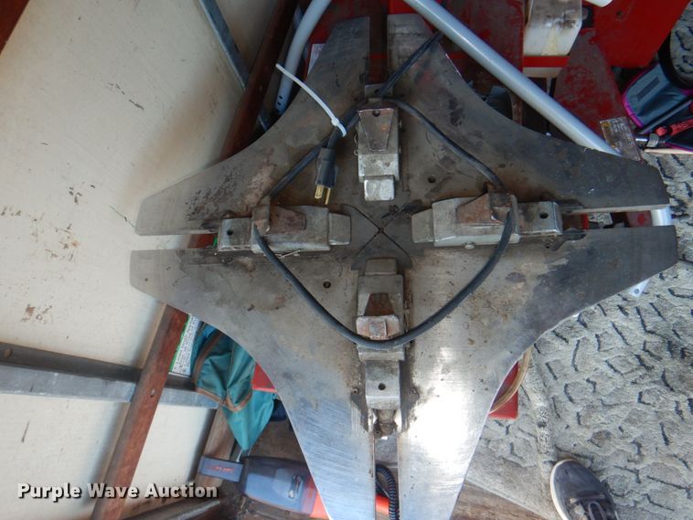 image for item KX9654 Coats Baseline 500 tire machine