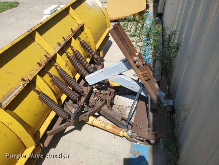 image for item KY9065 Meyer  10'W snow plow