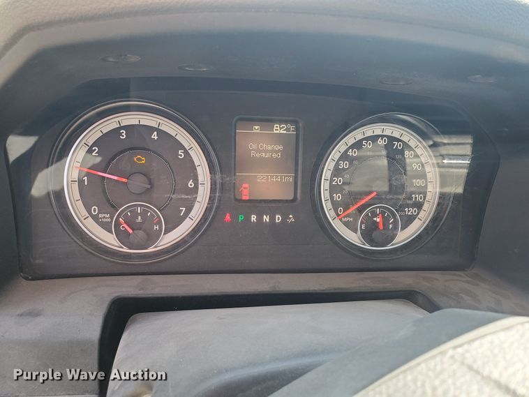 image for item KY9171 2015 Dodge Ram 5500HD  truck cab and chassis