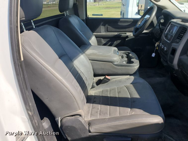 image for item KY9171 2015 Dodge Ram 5500HD  truck cab and chassis