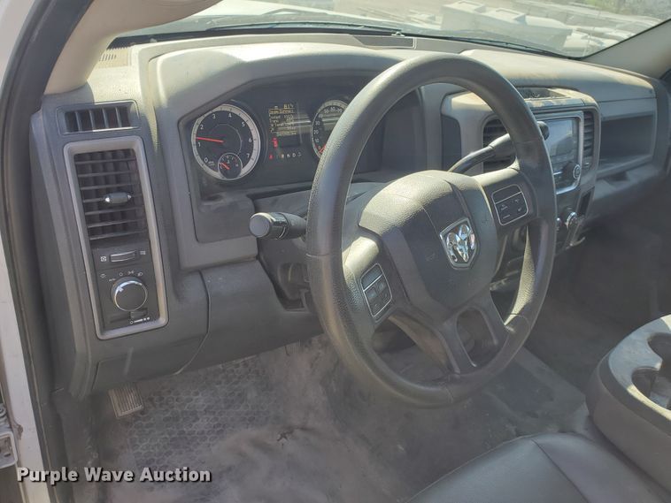 image for item KY9172 2016 Dodge Ram 5500HD  truck cab and chassis