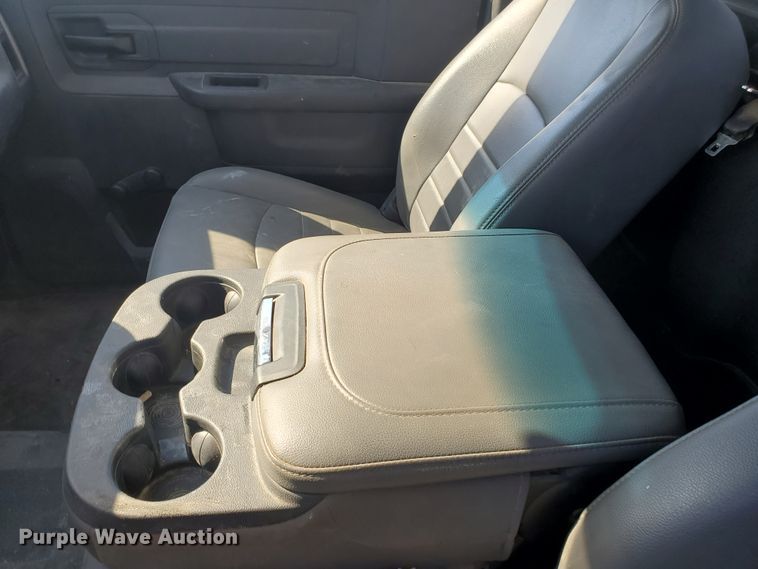 image for item KY9172 2016 Dodge Ram 5500HD  truck cab and chassis