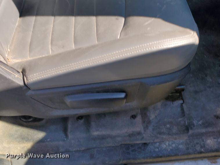 image for item KY9172 2016 Dodge Ram 5500HD  truck cab and chassis