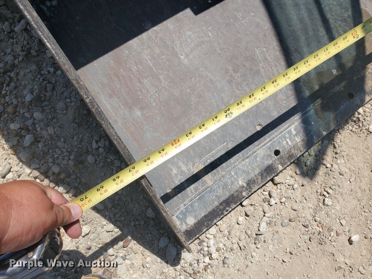 image for item KY9185 2014 Bobcat T590  skid steer loader