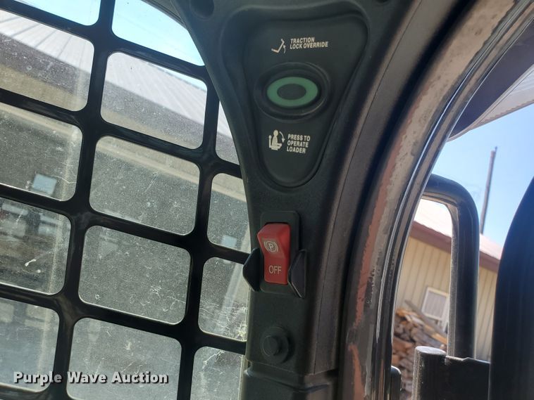 image for item KY9185 2014 Bobcat T590  skid steer loader