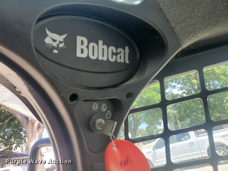 image for item KY9185 2014 Bobcat T590  skid steer loader