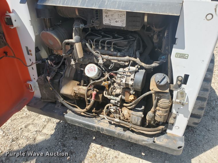 image for item KY9185 2014 Bobcat T590  skid steer loader