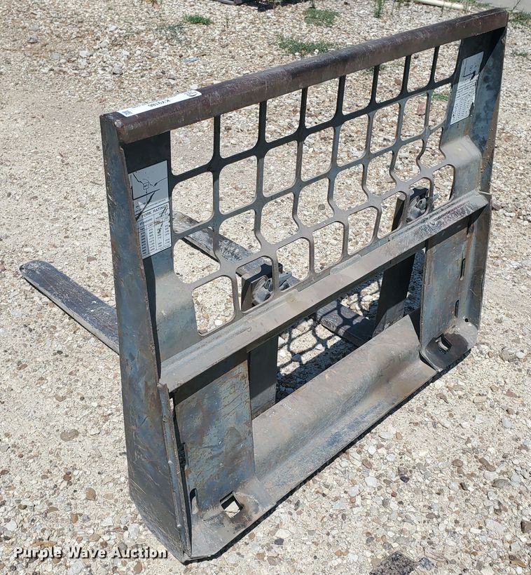 image for item KY9186 Bobcat 42"L skid steer forks
