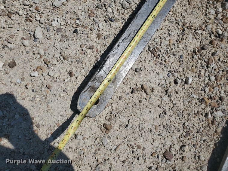 image for item KY9186 Bobcat 42"L skid steer forks