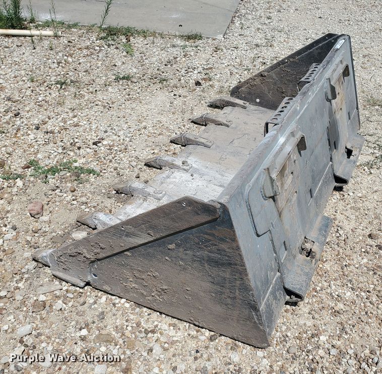 image for item KY9187 Bobcat  68"W skid steer bucket