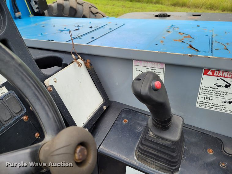 image for item BY9418 2012 Genie GTH-1056  telehandler
