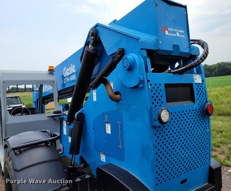 image for item BY9418 2012 Genie GTH-1056  telehandler