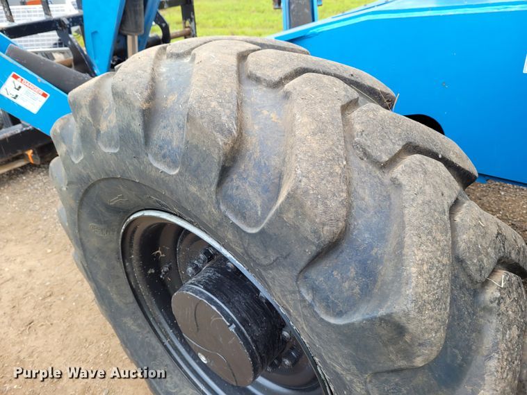 image for item BY9418 2012 Genie GTH-1056  telehandler