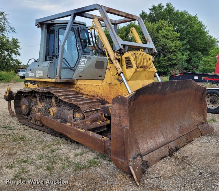 image for item BY9421 1997 Komatsu D65EX-12  dozer